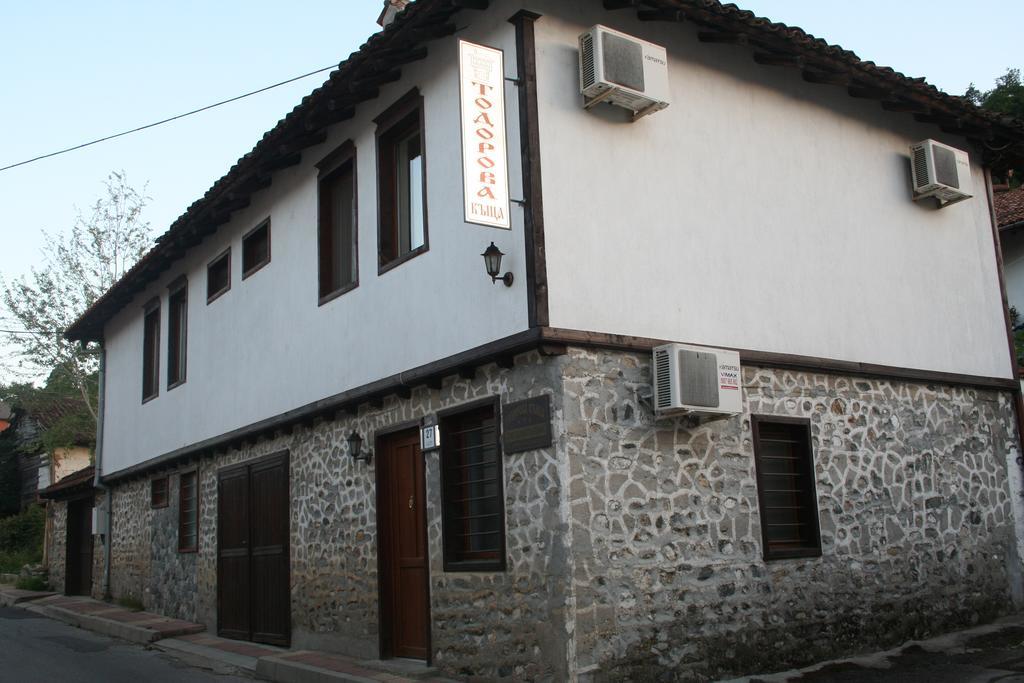 Hotel Todorova House Zlatograd Esterno foto