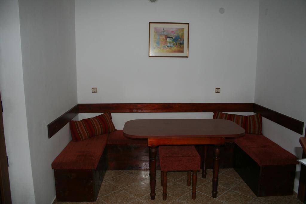 Hotel Todorova House Zlatograd Esterno foto