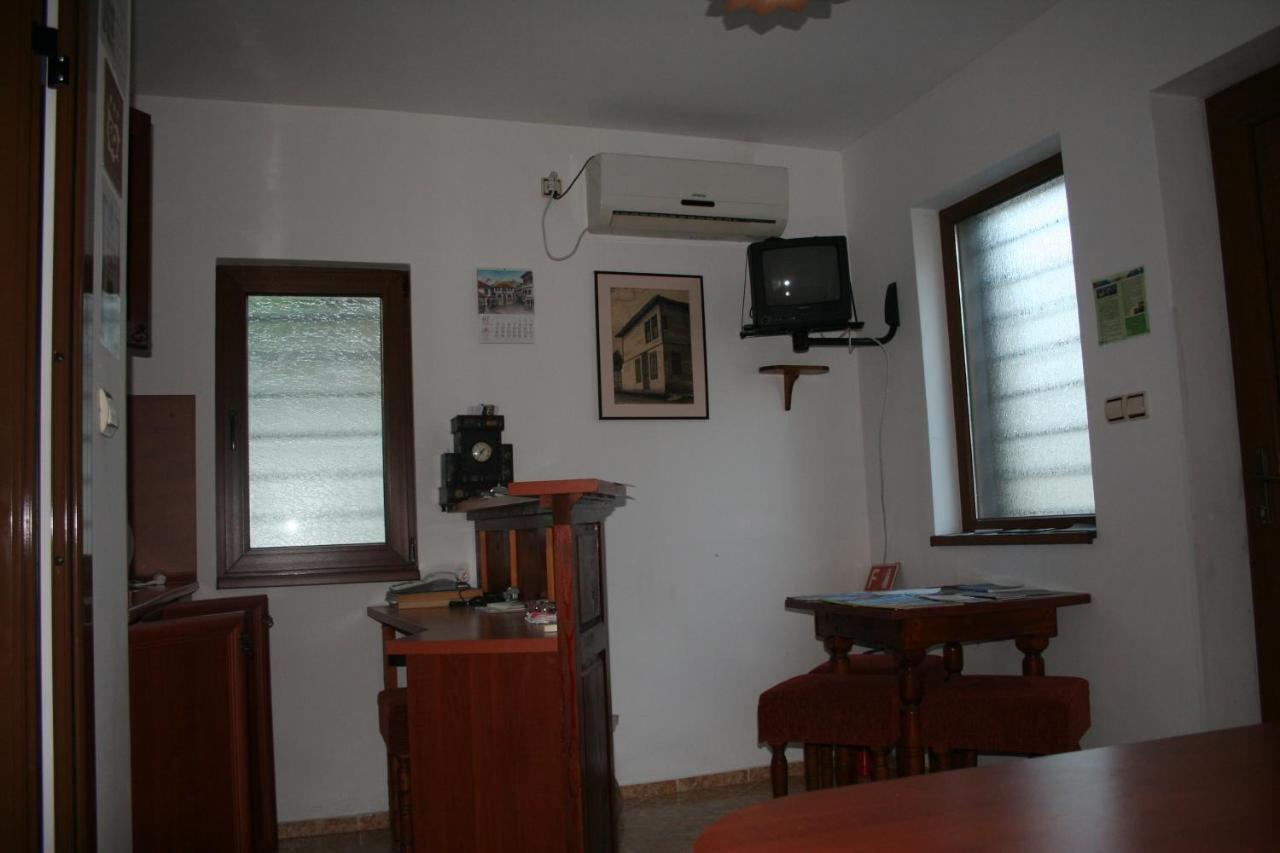 Hotel Todorova House Zlatograd Esterno foto